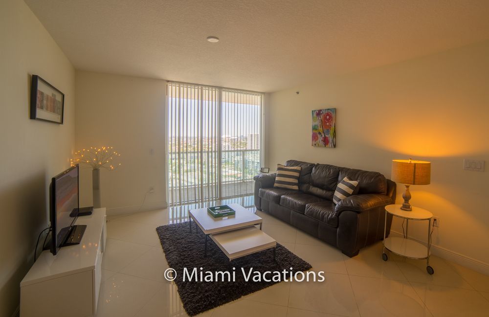 Churchill Suites Miami Brickell - One Broadway Екстер'єр фото