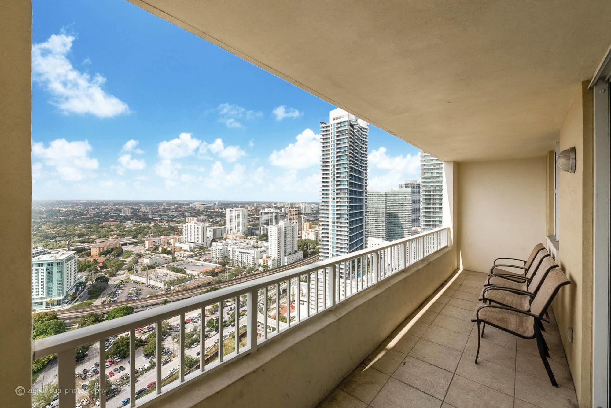 Churchill Suites Miami Brickell - One Broadway Екстер'єр фото